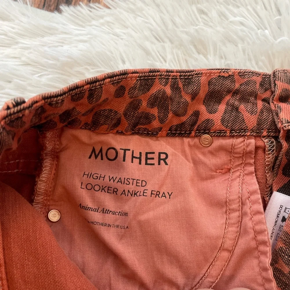 MOTHER Looker Ankle Fray Jeans in Animal Attraction